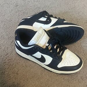 Nike navy and White Low-Top Dunk Sneakers women’s size 11